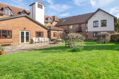 2 bedroom retirement property for sale, Sycamore Lodge, Sevenoaks Road, Orpington BR6