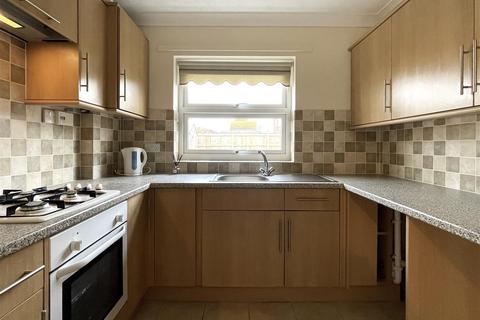 10 Elmdale Drive, Carlton Colville, Lowestoft, NR33 8NB