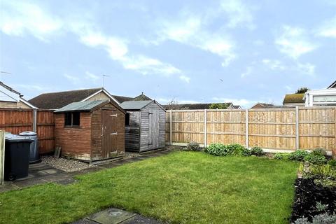 10 Elmdale Drive, Carlton Colville, Lowestoft, NR33 8NB