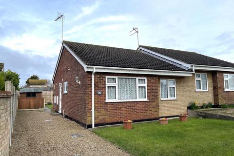 10 Elmdale Drive, Carlton Colville, Lowestoft, NR33 8NB