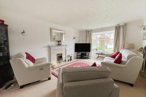 4 bedroom detached house for sale - Grizebeck Drive, Coventry