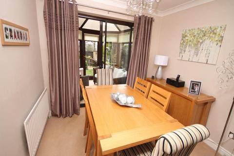 21 Coppice View, Bradford, BD10 8UF