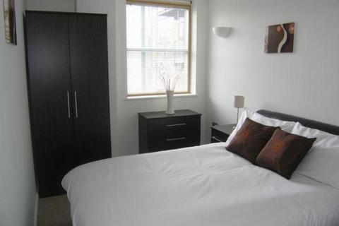2 bedroom flat to rent - Wellington Quarter West Point, Wellington Street, Leeds