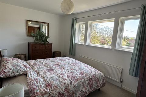 21 Priory Field, Upper Beeding, Steyning, BN44 3HU