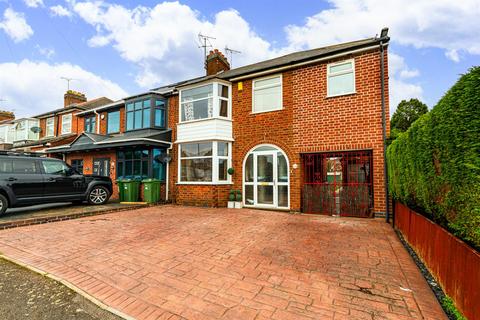4 bedroom semi-detached house for sale - Turnbull Drive, Leicester