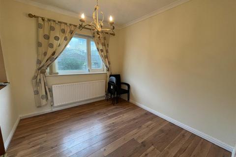 17 Cimla Common, Neath, SA11 3SY