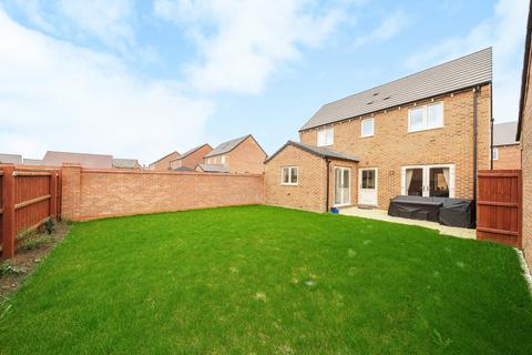 3 bedroom detached house for sale, Conference Close, Lower Stondon, SG16
