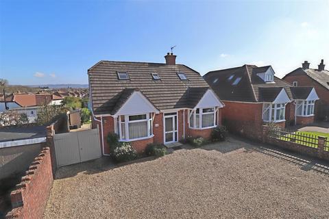 5 bedroom detached house for sale - Larkhay Road, Hucclecote, Gloucester