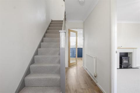 19 Bakers Close, Comberton, Cambridge, CB23 7DJ