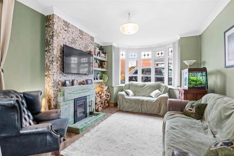 58 Stour Hill, Quarry Bank, Brierley Hill, DY5 2AT