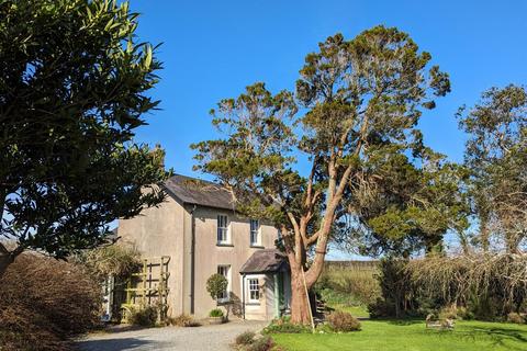 4 bedroom detached house for sale, Rosemarket, Milford Haven