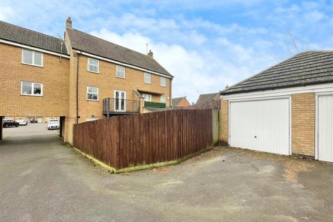 4 bedroom townhouse for sale - Spellow Close, Rugby CV23