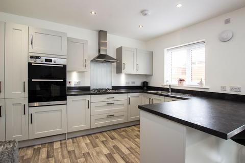 17 Green Field, Darwen, BB3 3FY