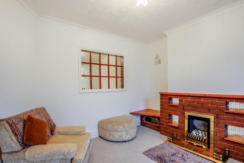 3 bedroom end of terrace house for sale - Elgar Road, Coventry CV6