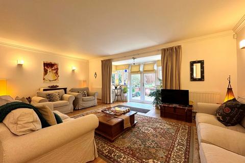 5 bedroom end of terrace house for sale, Berry Close, Faringdon, SN7