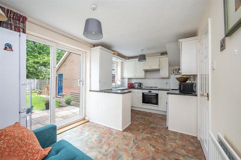 3 bedroom end of terrace house for sale - Avenbury Drive, Solihull