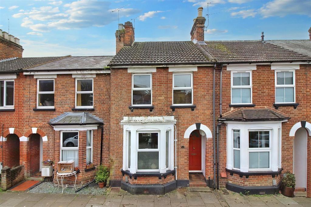 Albion Street, Aylesbury 2 bed house for sale £310,000