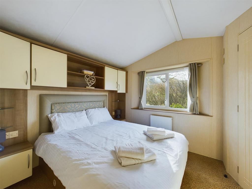 Double Bedroom with En Suite