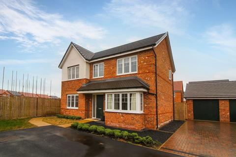 5 bedroom detached house for sale - Holly Court
