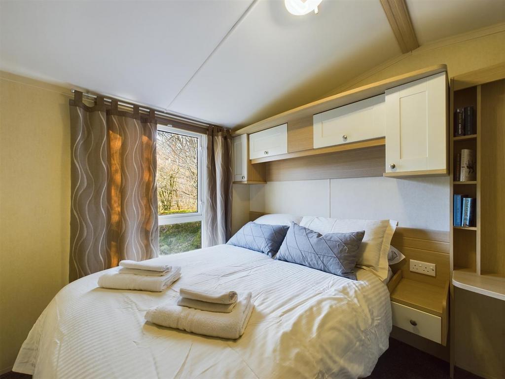 Double Bedroom with En Suite