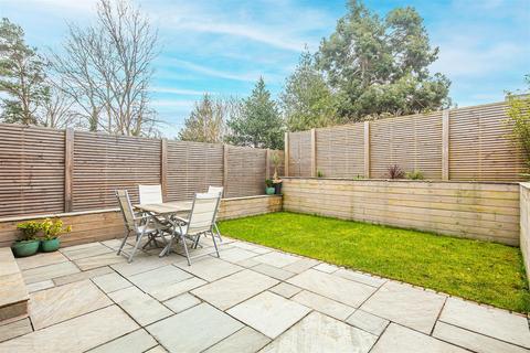 31 Adelaide Road, Sheffield, S7 1SQ