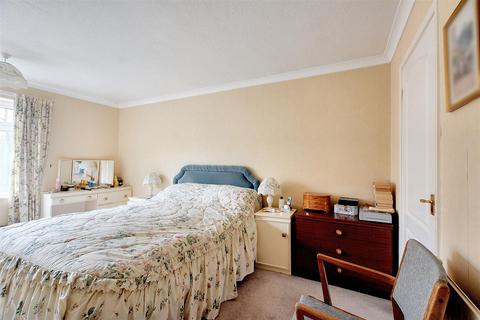 3 bedroom detached house for sale, Weaverthorpe Road, Woodthorpe, Nottingham