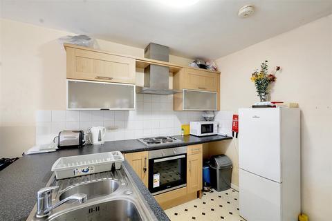 undefined, Hucknall Road, Carrington