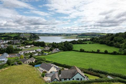 3 bedroom detached bungalow for sale, Laugharne