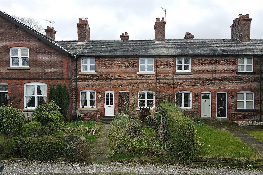 Clarence Terrace, Bollington... 2 bed terraced house for sale £325,000