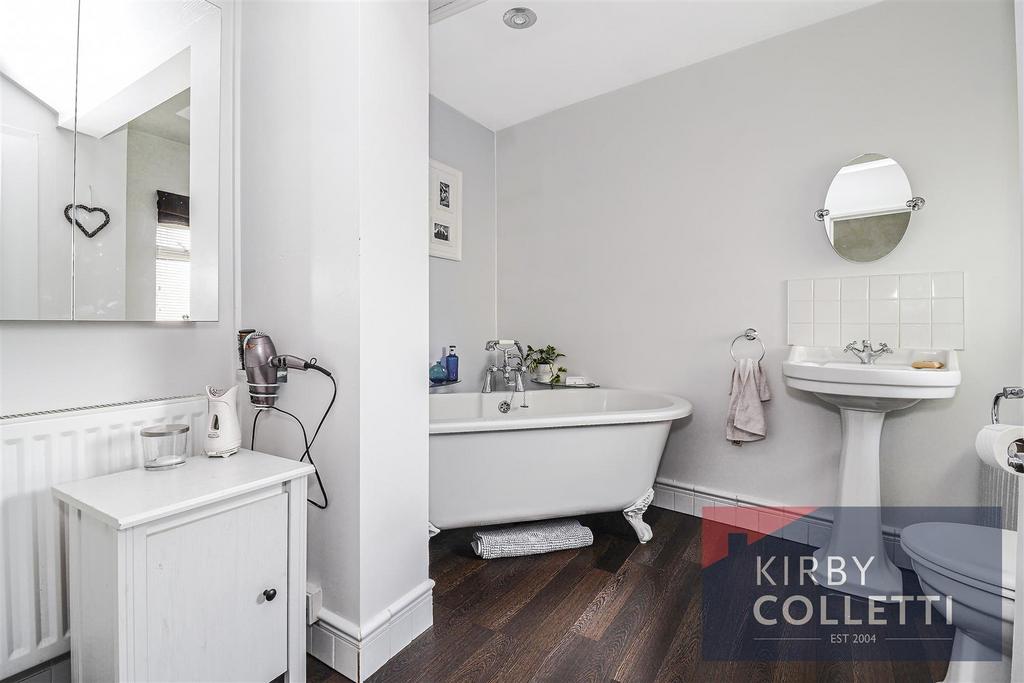 Family bathroom
