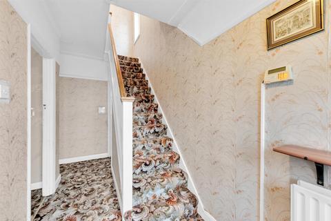 2 Broadlands Road, Bromley, BR1 5DE