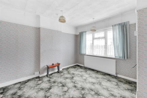 2 Broadlands Road, Bromley, BR1 5DE