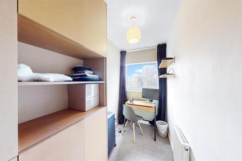 20 Baroness Road, London, E2 7PW