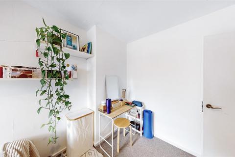 20 Baroness Road, London, E2 7PW