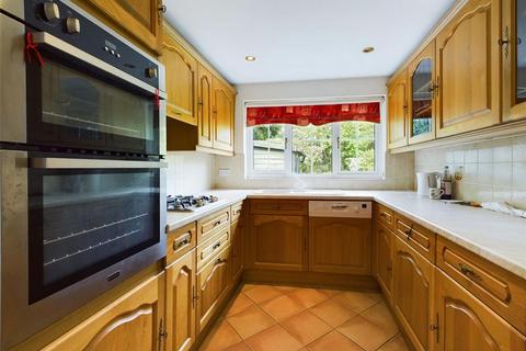 3 bedroom detached bungalow for sale, Borrington Gardens, Kidderminster, Worcestershire
