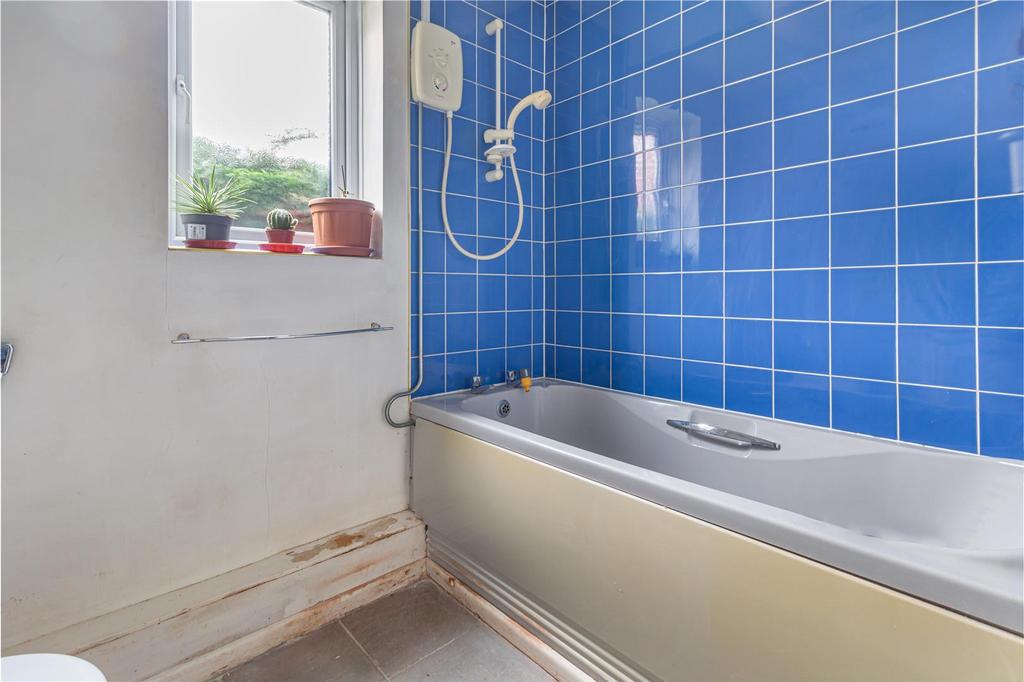 Bathroom-2.jpg