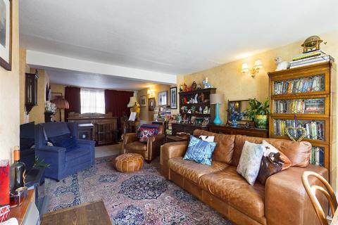 13 - 15 Alpha Road, Crawley, RH11 7BH