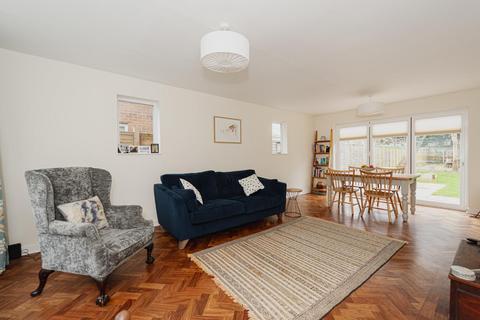 57 Oakhill Road, Ashtead, KT21 2JH