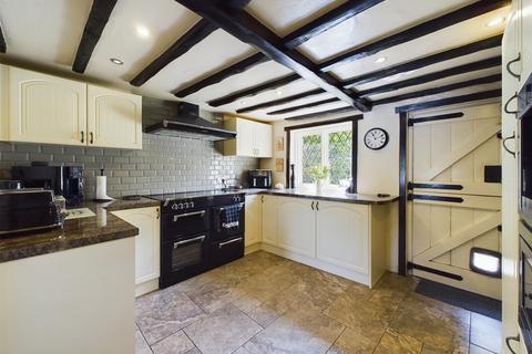 5 bedroom detached house for sale - Hazelwick Mill Lane, Crawley RH10