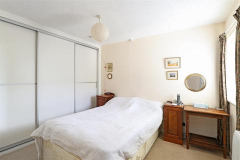 1 bedroom retirement property for sale, Cambridge Way, Minchinhampton, Stroud