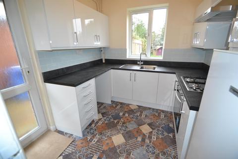 3 bedroom semi-detached house to rent - St. Albans Road, Norwich