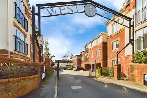 2 bedroom apartment for sale - Langstaff Way, Southampton SO18