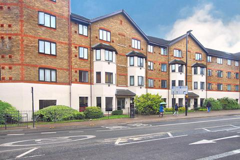 1 bedroom apartment for sale, Juniper Court, Hounslow TW3