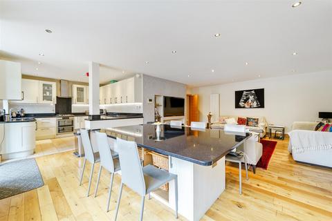 6 bedroom detached house for sale, Cecil Road, Acton, W3