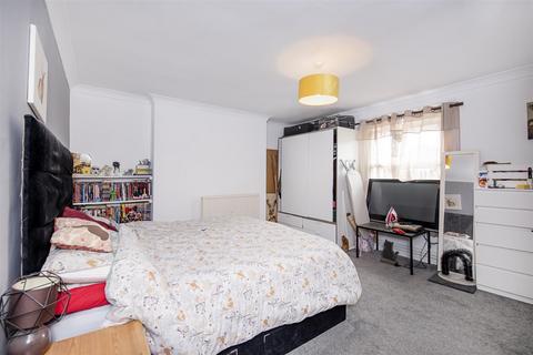 Flat 4, 14 Windsor Road, London, W5 5PD
