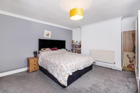 Flat 4, 14 Windsor Road, London, W5 5PD