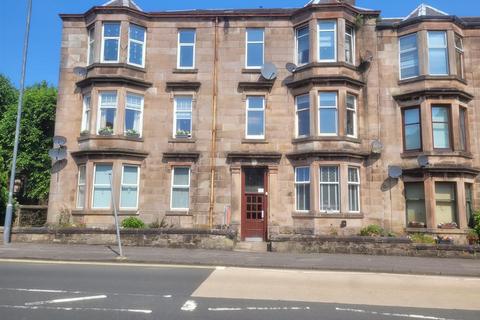 2 bedroom flat to rent, Cardwell Road, Gourock PA19