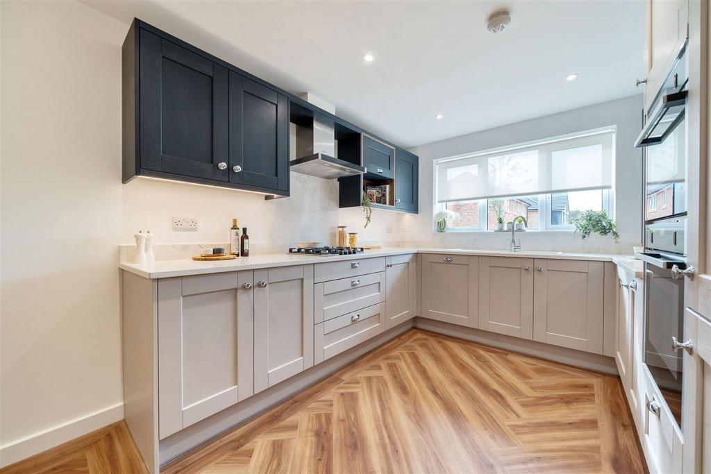 Pennington St Stephens Ramsgate for sale   kitchen