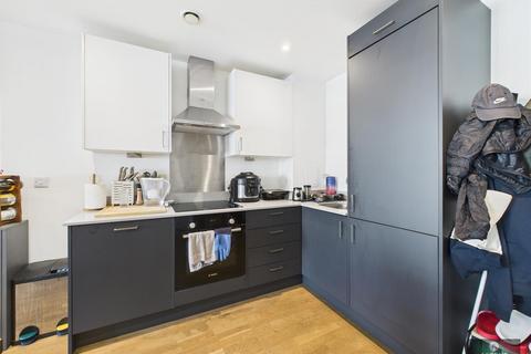 undefined, The Broadway, Crawley RH10