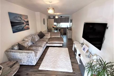 2 bedroom flat for sale, Russell Way, Crawley RH10